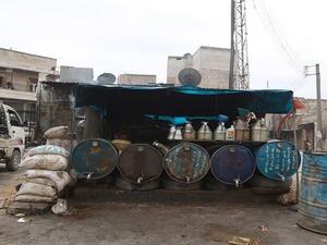  كميات من النفط يتم تهريبها إلى تركيا من مناطق سورية 