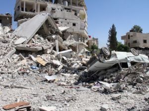 قوات النظام السوري كثفت غاراتها على مدينة حمص