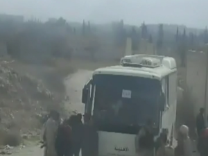 توقف عملية خروج المسلحين وأفراد عائلاتهم من دوما 