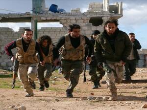 مقاتلون من المعارضة السورية المسلحة