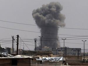 جانب من القصف على مدينة الرقة/ ارشيفية