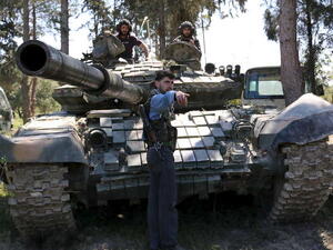 دبابة تابعة لـ"جيش الإسلام" / أرشيفية
