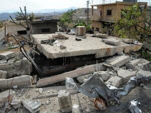 صورة وزعتها وكالة الانباء السورية الرسمية (سانا) لما قالت انها اثار خلفها القصف الاسرائيلي/أ.ف.ب