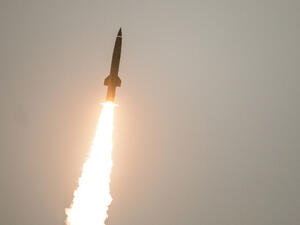 صاروخ تكتيكي روسي من نوع "توشكا"