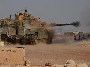 Turkey in August launched an operation inside Syria dubbed "Euphrates Shield" in support of Syrian opposition fighters to push Daesh jihadists from its border. (AFP/Nazeer al-Khatib)