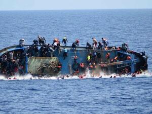 About 237 illegal immigrants in two inflatable boats - including 44 women and 7 children - were saved from drowning. (AFP/ File Photo)