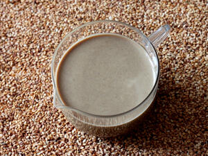 الطحينية تساعد على تخليص الجسم من السموم المتراكمة في الكبد
