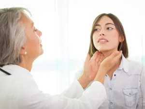 الغدّة الدرقية هي مسؤولة عن انتاج هرمون الثيروكسين