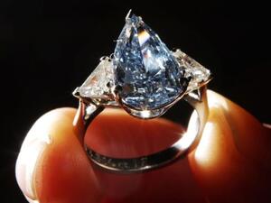 In the first half of 2011 Dubai traded $25.3bn, a 55 percent increase from the same period a year earlier