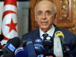 رئيس الوزراء التونسي محمد الغنوشي