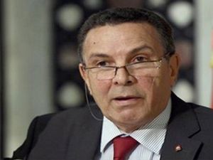 وزير الدفاع التونسي فرحات الحرشاني