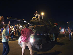 أعربت ميركل عن اعتقادها أنه ليس من المناسب إجراء المزيد من المناقشات مع تركيا 