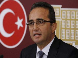 نائب رئيس حزب الشعب الجمهوري بولنت تيزجان