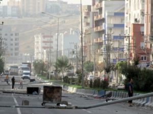  حزب العمال الكردستاني يفجر سيارة ملغومة قرب نقطة تفتيش تابعة للشرطة 
