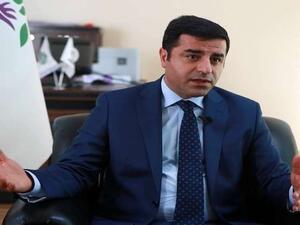 دميرطاش موقوف منذ نوفمبر 2016 على خلفية اتهامه بممارسة أنشطة "إرهابية"