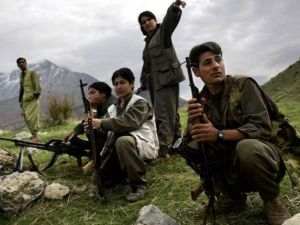 مقاتلون أكراد