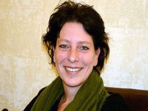 الصحفية الهولندية فريدريك جيردينك