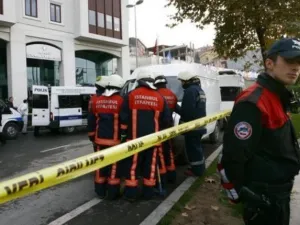 مقتل 28 شخصا خلال هجوم استهدف قافلة عسكرية في أنقرة
