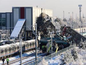 Nine people were killed and nearly 50 injured in this train accident in Turkey's Ankara. (ADEM ALTAN / AFP)