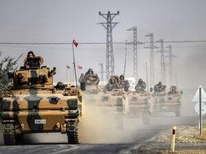 Turkish tanks enter Syria at the start of Operation Euphrates Shield last year. (AFP/File)