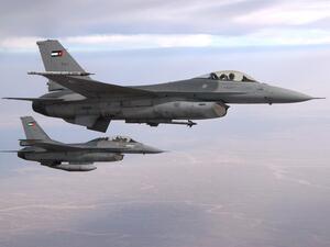 Two F-16 Royal Jordanian Air Force jets. (Photo: Wikimedia Commons)