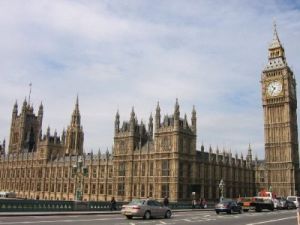  52% من البريطانيين صوتوا لصالح الخروج من الاتحاد