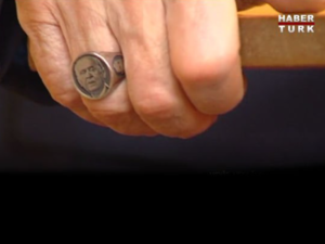 The origins of the ring remain unclear, although some reports in Turkish media have suggested it may have be a wedding present. Strong gift. (Twitter) 