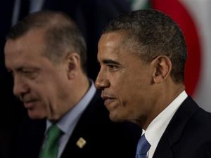 US President Barack Obama (R) and Turkish President Recep Tayyip Erdogan. (AFP/File) 