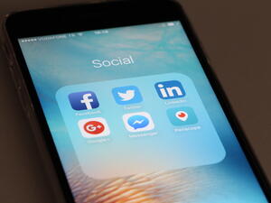 Google, Facebook and Microsoft join legal filing urging a judge to toss out President Donald Trump's latest travel ban. (shutterstock)