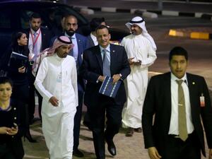 United Nations Special Envoy to Yemen, Ismail Ould Cheikh Ahmed (C) arrives to give a press conference at the Information ministry in Kuwait City on April 26, 2016.  (AFP/Yasser al-Zayyat)