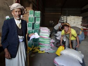  وصول وفد الحوثيين، وحزب المخلوع، إلى دولة الكويت،