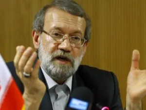 إعادة انتخاب المحافظ لاريجاني رئيسا لمجلس شورى إيران