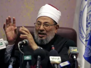 الشيخ يوسف القرضاوي رئيس الاتحاد العالمي لعلماء المسلمين