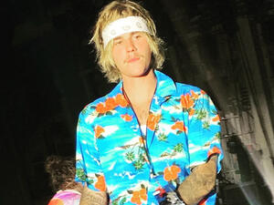 Selena recently entered a treatment center  (Source: justinbieber / Instagram ) Selena recently entered a treatment center  (Source: justinbieber / Instagram )