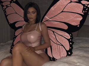 Kris officially turns 63 years old on Nov. 5. (Source: Kyliejenner / Instagram ) 