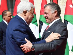 يأتي اللقاء بين عباس والعاهل الأردني في ظل التسريبات المستمرة لما باتت تسمى "صفقة القرن"  