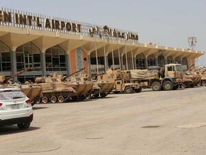 خلية للتحالف بمطار عدن تعيق توريد الأموال المطبوعة بالخارج
