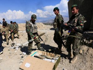 مقتل 140 جندياً وضابطاً في هجوم لطالبان على قاعدة للجيش الافغاني