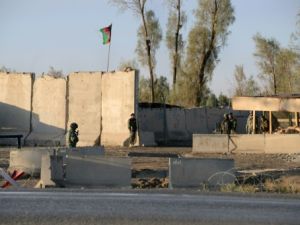 قوات افغانية تنتشر قرب مطار قندهار
