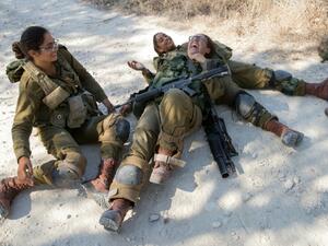 Israeli female soldiers (AFP/File Photo)