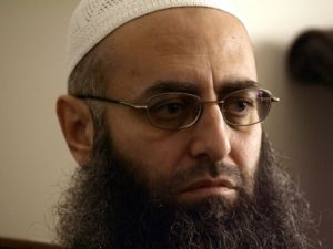 الاسلامي المتطرف احمد الاسير