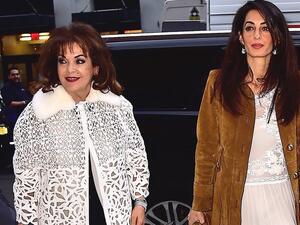 والدة أمل علم الدين تتسوق في لندن من أجل حفيديها "التوأم"!
