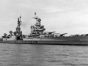 العثور على حطام مدمرة أمريكية بعد 72 عاما على غرقها