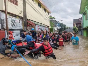 السلطات المحلية أجلت نحو 3 آلاف و321 شخصا إلى أماكن أخرى آمنة