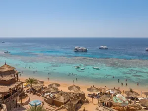 Saudi Arabia is the top Arab country in terms of number of tourists to Egypt, followed by Jordan, Kuwait and Lebanon. (Pixabay)