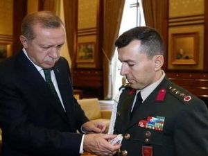 كيف شك مساعد أردوغان بكشفه خيانته قبل 14يوما من الانقلاب ؟