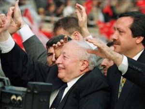 أردوغان مع الراحل أربكان 