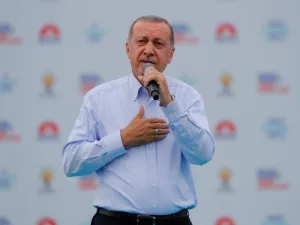من المقرر أن يعلن أردوغان، عبر مؤتمر صحفي ليلا، عن طاقم الرئاسة