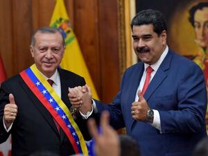 اردوغان للرئيس الفنزويلي: أخي مادورو.. انهض نحن بجانبك