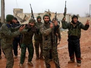 جنود من القوات الموالية للحكومة السورية